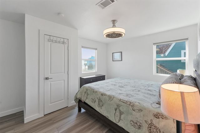 12917 John Reynolds Road, Galveston, TX 77554