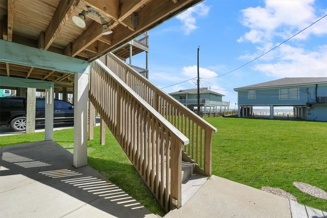 12917 John Reynolds Road, Galveston, TX 77554