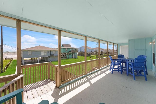 12917 John Reynolds Road, Galveston, TX 77554