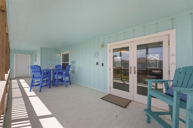 12917 John Reynolds Road, Galveston, TX 77554