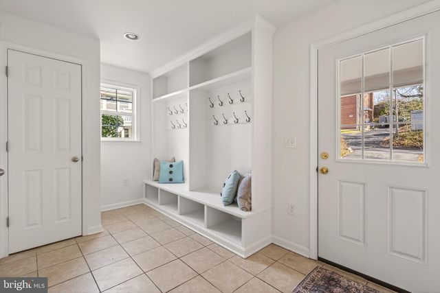 4809 7TH ST S, Arlington, VA 22204