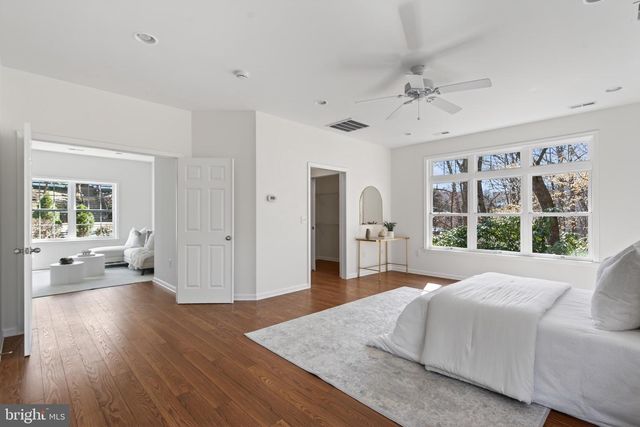 4809 7TH ST S, Arlington, VA 22204