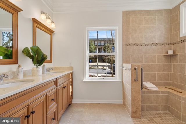 4809 7TH ST S, Arlington, VA 22204