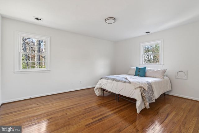 4809 7TH ST S, Arlington, VA 22204