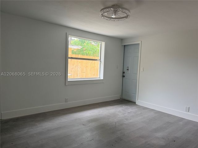 650 SW 55th Ave, Margate, FL 33068