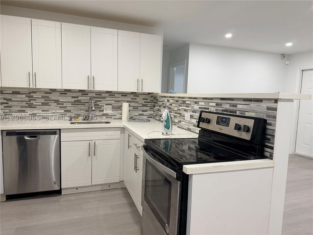 650 SW 55th Ave, Margate, FL 33068