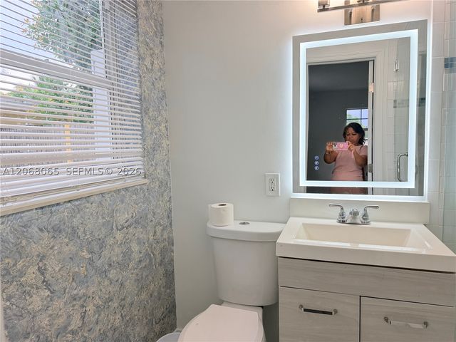 650 SW 55th Ave, Margate, FL 33068