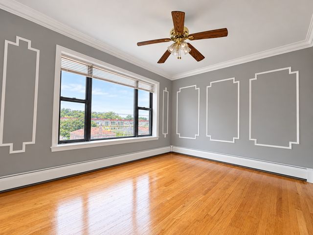 911 E 85th Street 3E, Chicago, IL 60619