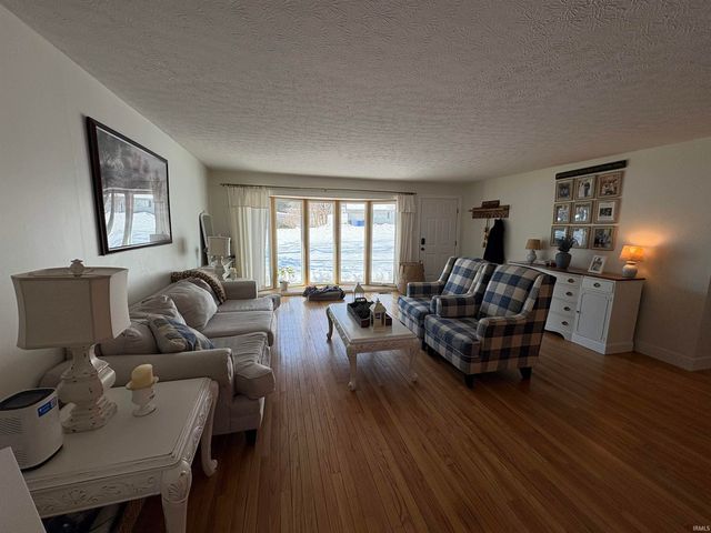 338 Eastwood Drive, Bedford, IN 47421