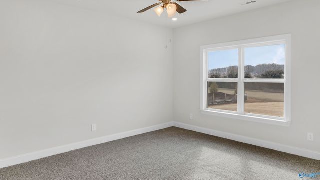 7030 Willow Walk Boulevard SE, Gurley, AL 35748