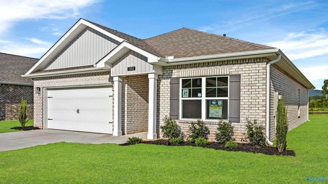 7030 Willow Walk Boulevard SE, Gurley, AL 35748