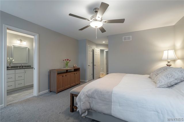 24 Sedge Run, Lancaster, NY 14086