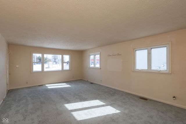 402 N Meridian Street, Pittsboro, IN 46167