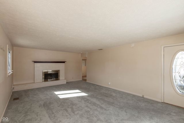 402 N Meridian Street, Pittsboro, IN 46167