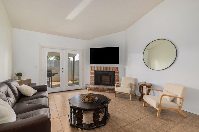 302 N Sycamore 16, Mesa, AZ 85201