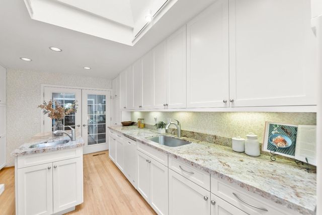 76 Riverknoll Pl, Carmichael, CA 95608