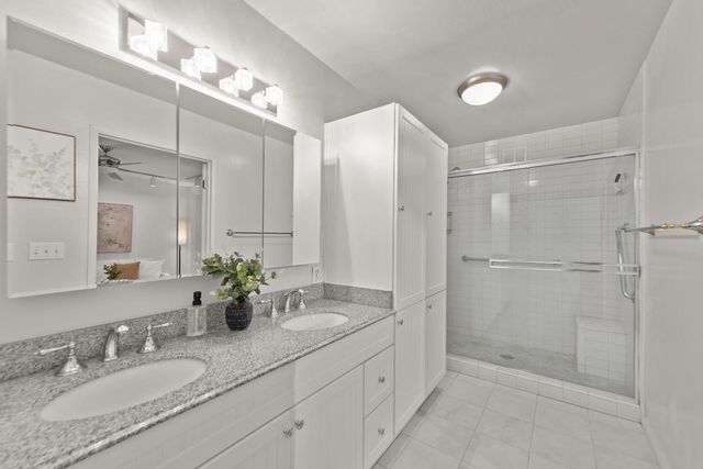 76 Riverknoll Pl, Carmichael, CA 95608