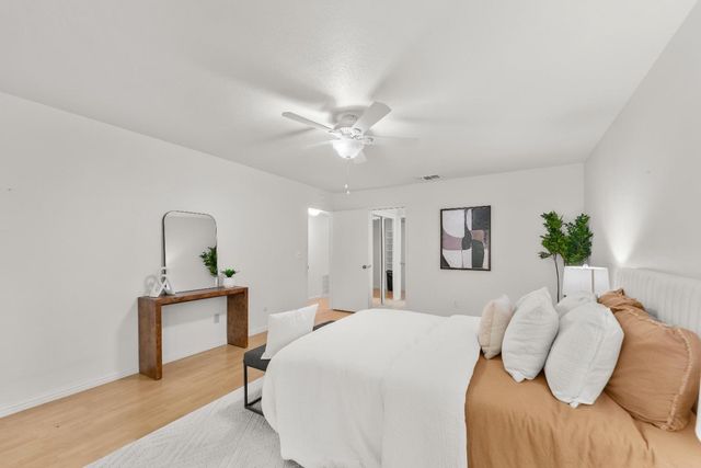 76 Riverknoll Pl, Carmichael, CA 95608