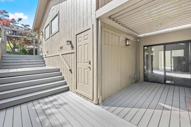 76 Riverknoll Pl, Carmichael, CA 95608