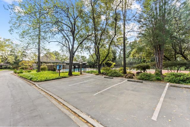76 Riverknoll Pl, Carmichael, CA 95608