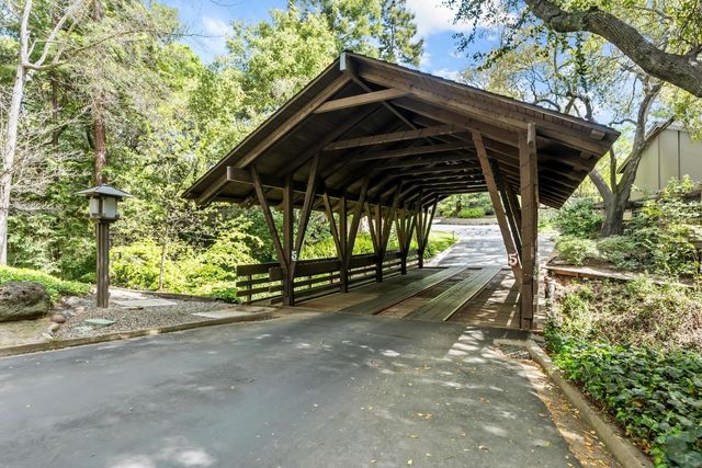 76 Riverknoll Pl, Carmichael, CA 95608