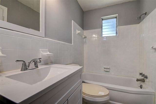 525 9TH AVENUE N 2, St Petersburg, FL 33701