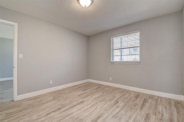 525 9TH AVENUE N 2, St Petersburg, FL 33701