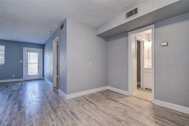 525 9TH AVENUE N 2, St Petersburg, FL 33701