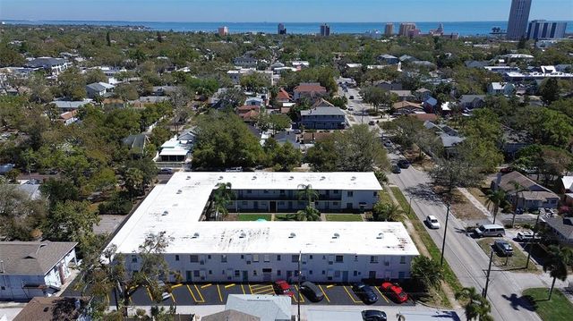 525 9TH AVENUE N 2, St Petersburg, FL 33701