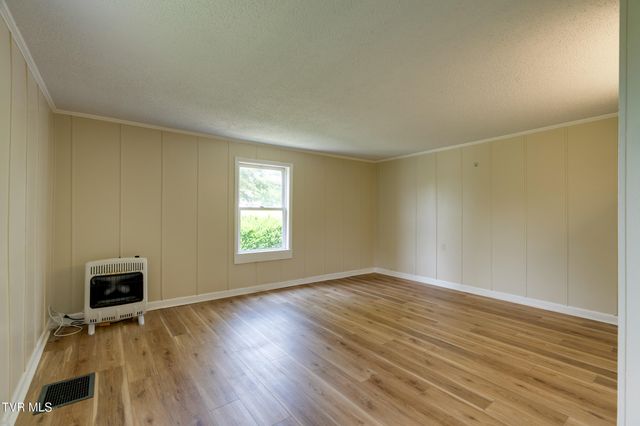 208 Buffalo Road, Bluff City, TN 37618