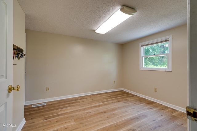 208 Buffalo Road, Bluff City, TN 37618