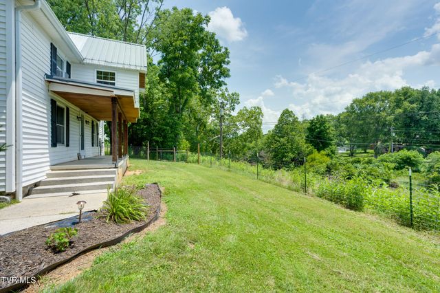 208 Buffalo Road, Bluff City, TN 37618