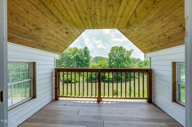 208 Buffalo Road, Bluff City, TN 37618