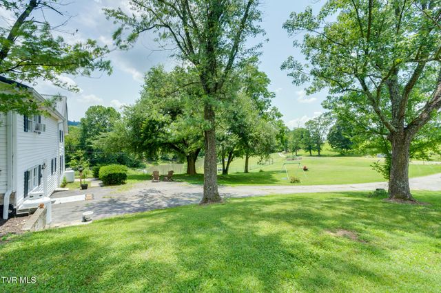 208 Buffalo Road, Bluff City, TN 37618
