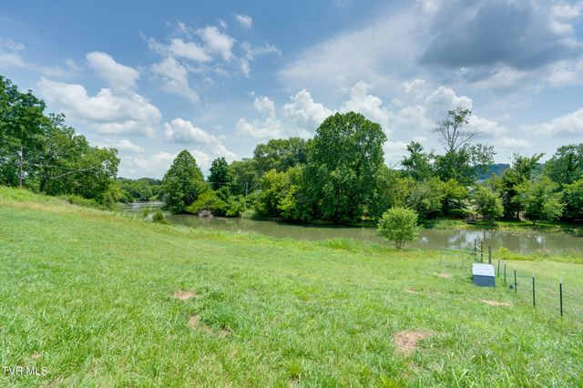 208 Buffalo Road, Bluff City, TN 37618