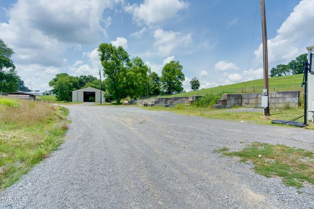 208 Buffalo Road, Bluff City, TN 37618