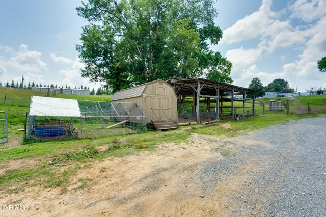 208 Buffalo Road, Bluff City, TN 37618