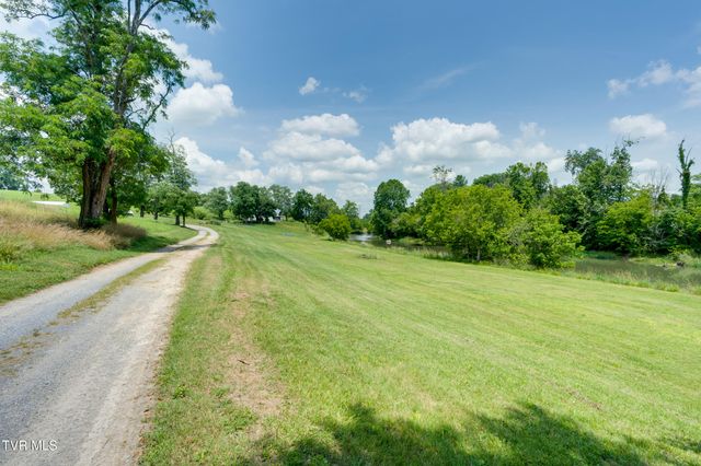 208 Buffalo Road, Bluff City, TN 37618