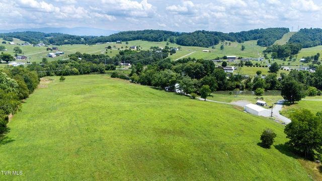 208 Buffalo Road, Bluff City, TN 37618