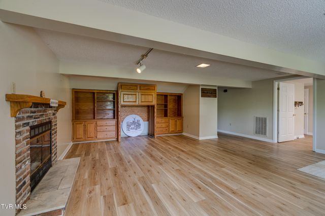 208 Buffalo Road, Bluff City, TN 37618