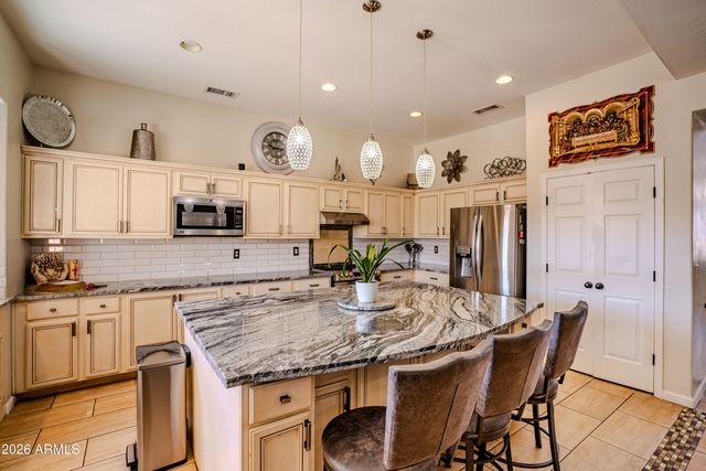 5137 W GRENADINE Road, Laveen, AZ 85339