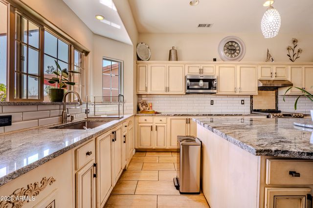 5137 W GRENADINE Road, Laveen, AZ 85339