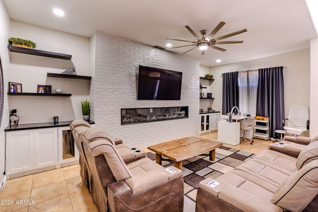 5137 W GRENADINE Road, Laveen, AZ 85339