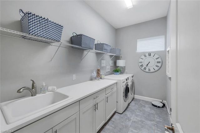 19747 Estero Pointe LN, Fort Myers, FL 33908