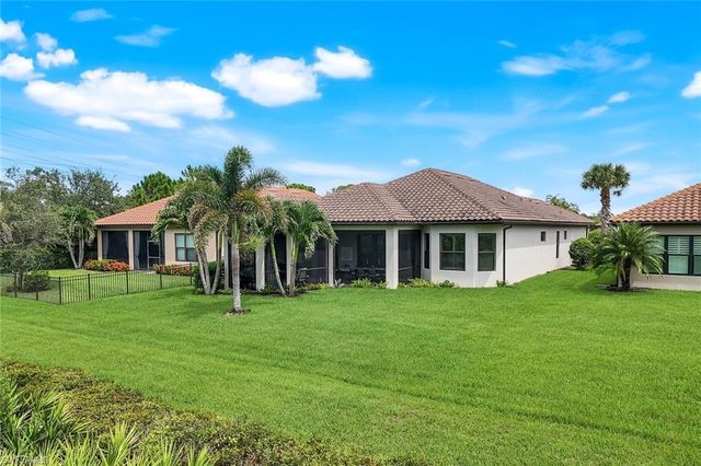 19747 Estero Pointe LN, Fort Myers, FL 33908