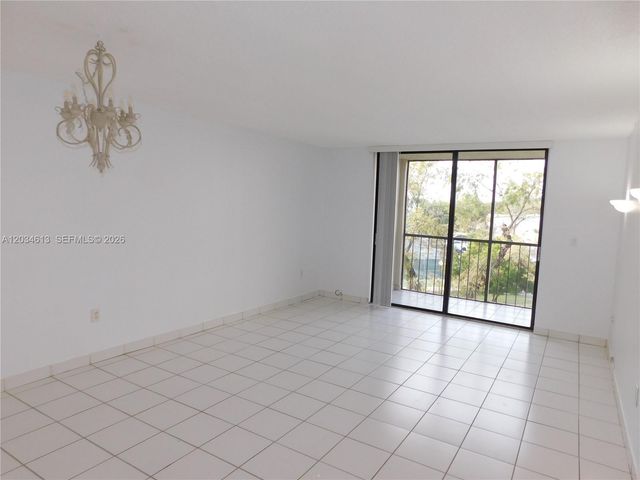 8025 SW 107th Avenue 321, Miami, FL 33173