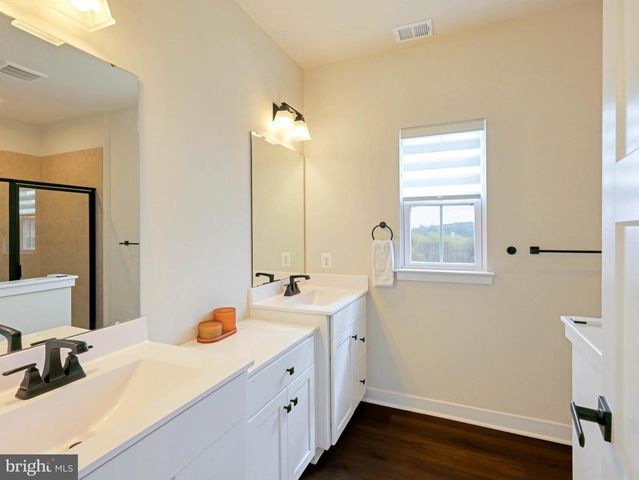 8123 PRIMROSE LN, Laurel, MD 20723