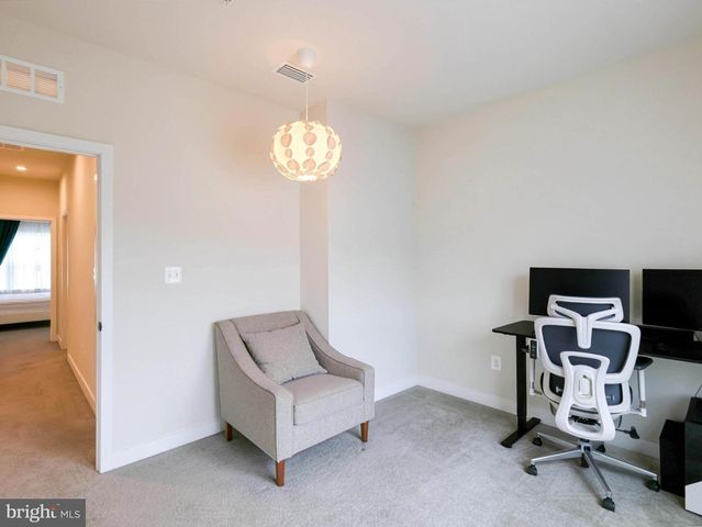 8123 PRIMROSE LN, Laurel, MD 20723