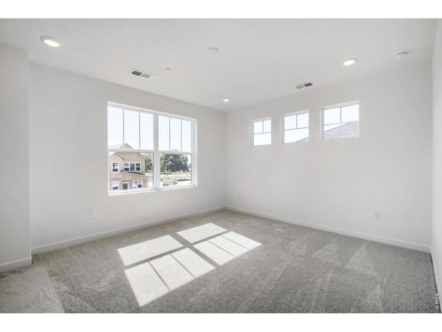 6415 Masked Lark St, Fort Collins, CO 80528