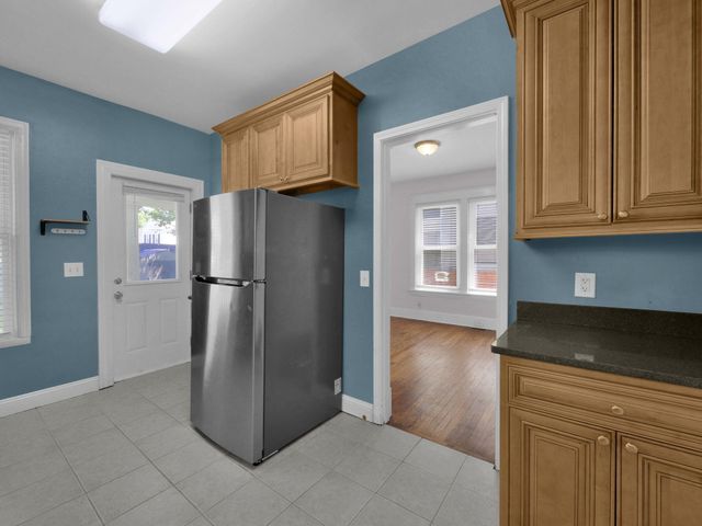 166 E 42nd Street, Latonia, KY 41015